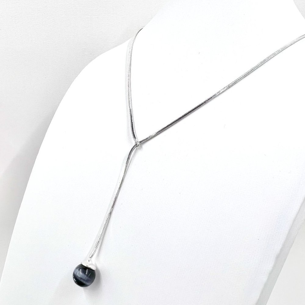 NWOT - Shiny Silver Tone Black Cats Eye Drop Pendant Pull Through 17” Necklace